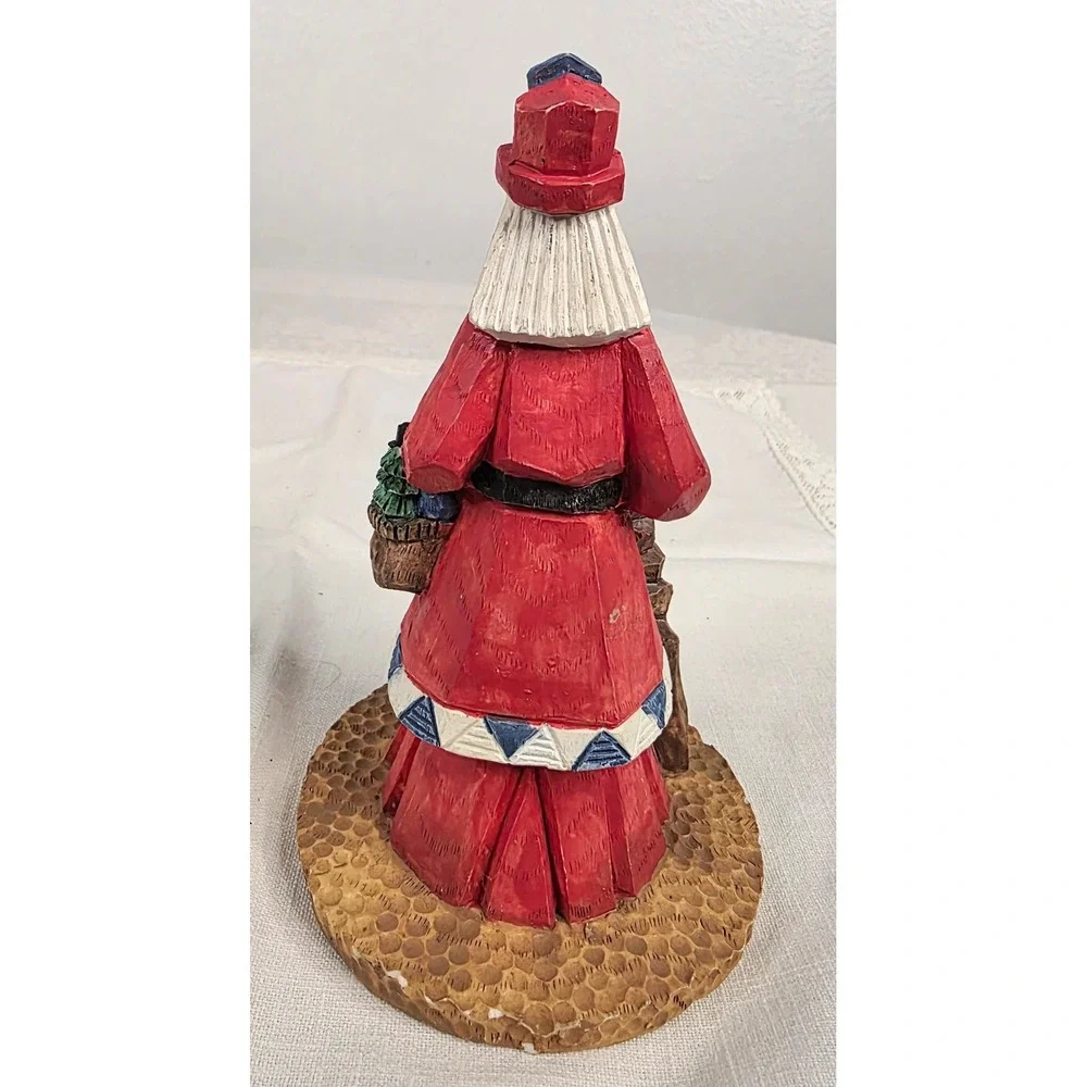 Vintage Style Folk Art Santa Claus Figurine Red Robe Star Staff Christmas Decor